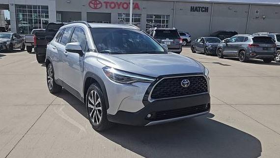 TOYOTA COROLLA CROSS 2024 7MUDAABG7RV095347 image